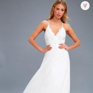 Lulus wedding dress- NWT